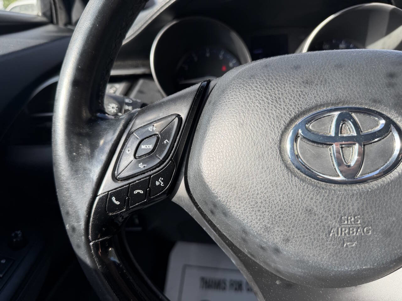 Used 2018 Toyota C-HR XLE FWD image 30