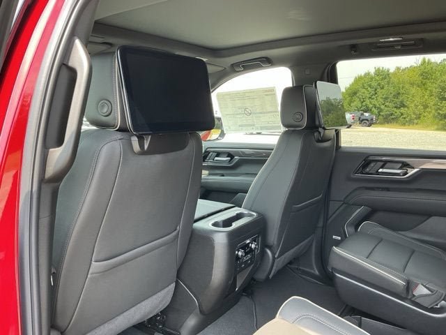New 2026 GMC Yukon Elevation w/ Elevation Premium Package AWD/4WD image 14
