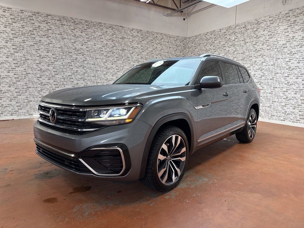 Used 2021 Volkswagen Atlas SEL R-Line image 3