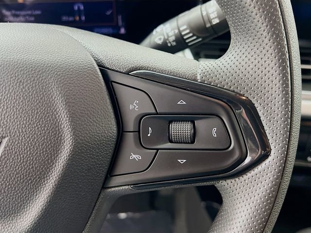 Used 2025 Chevrolet Trax LT image 29