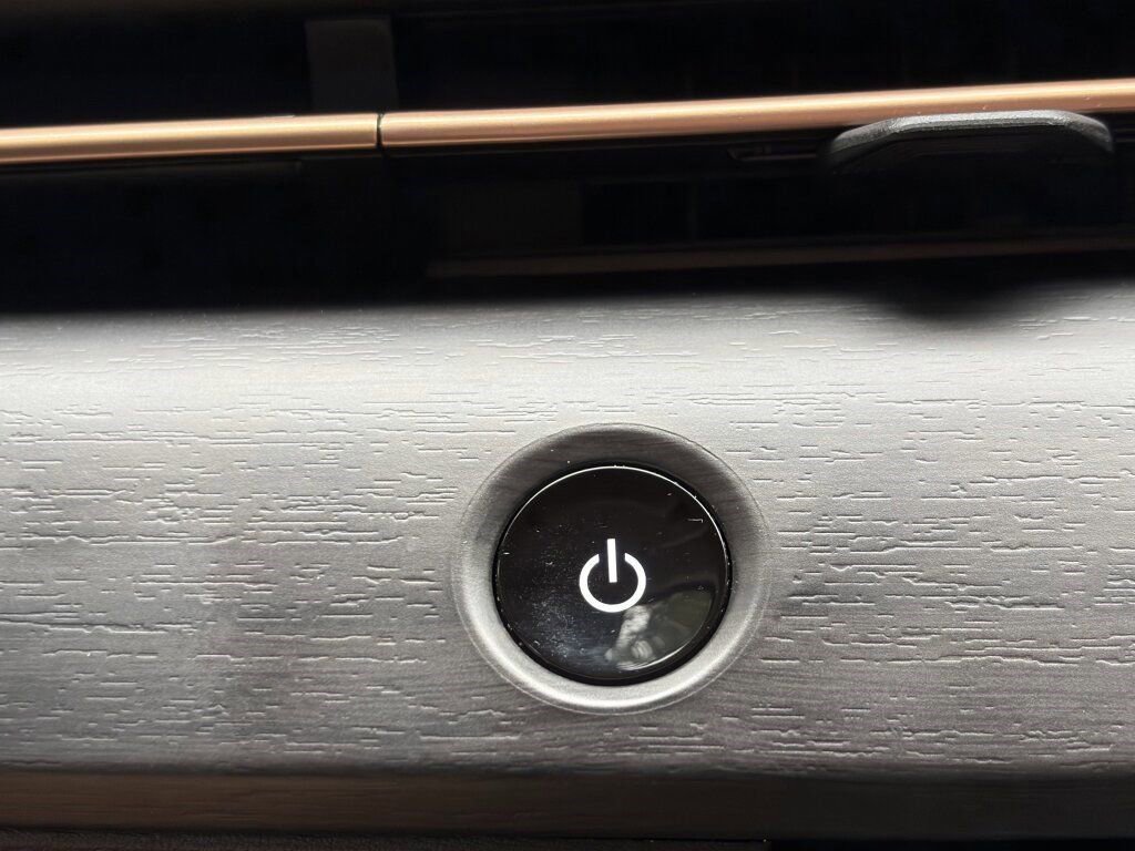 Certified 2024 Nissan Ariya FWD image 23