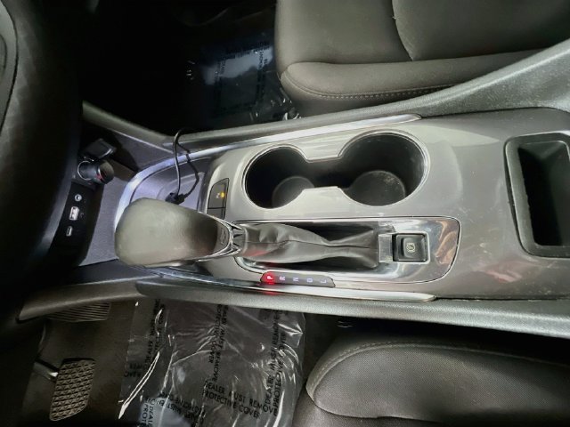 Used 2024 Chevrolet Malibu LT FWD image 25