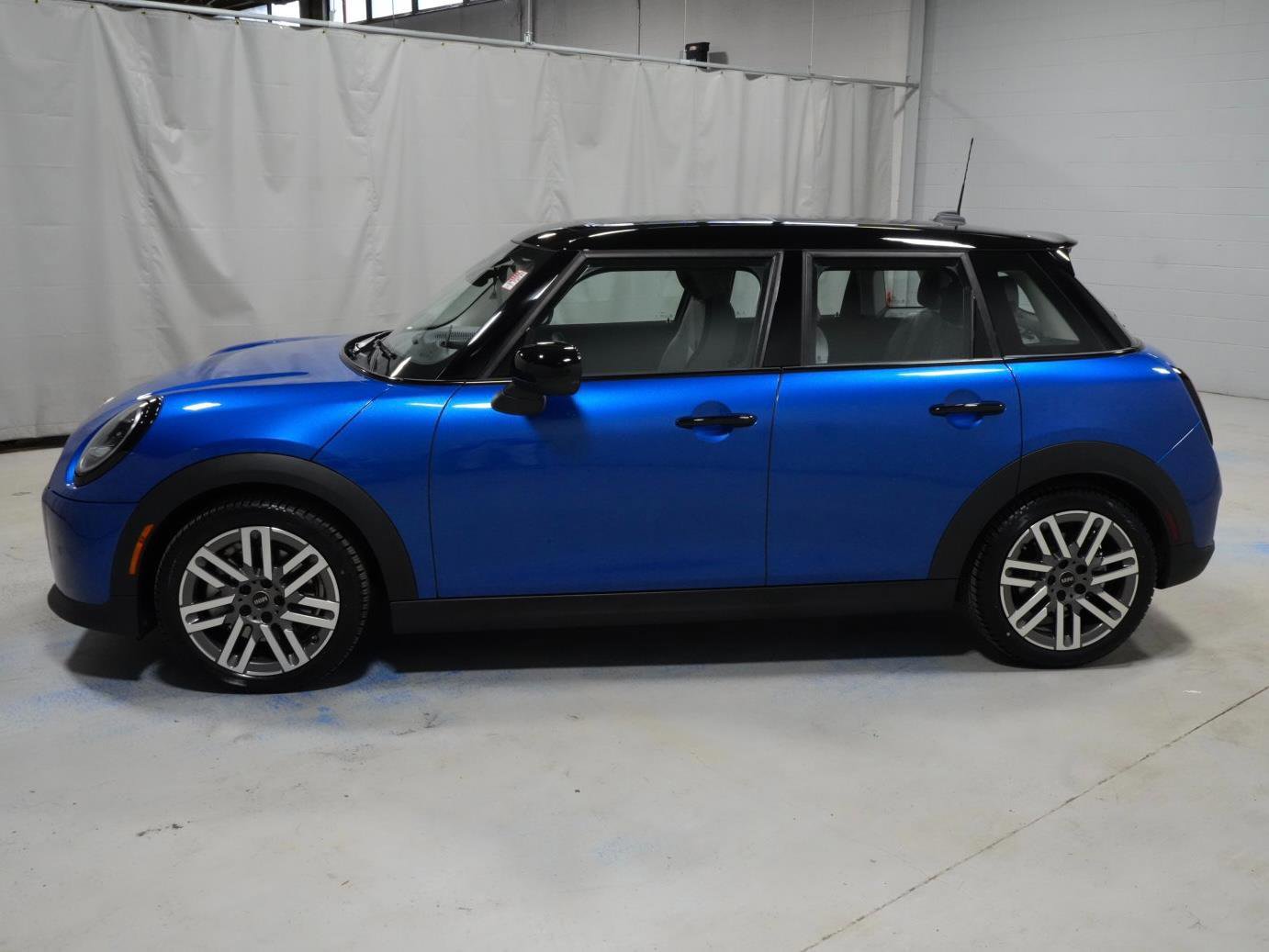 Certified 2026 MINI Cooper S FWD image 13