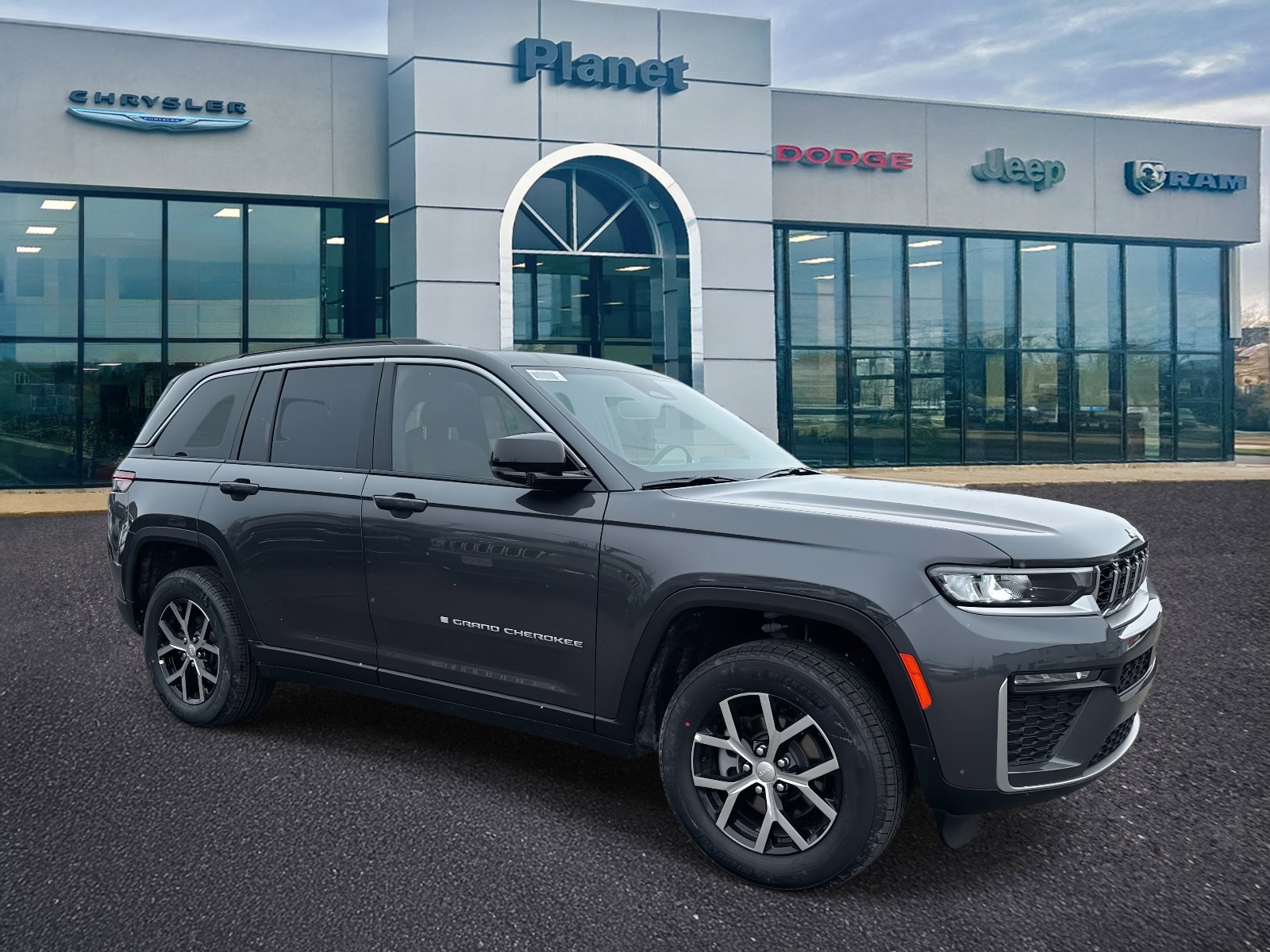 New 2026 Jeep Grand Cherokee Limited image 1