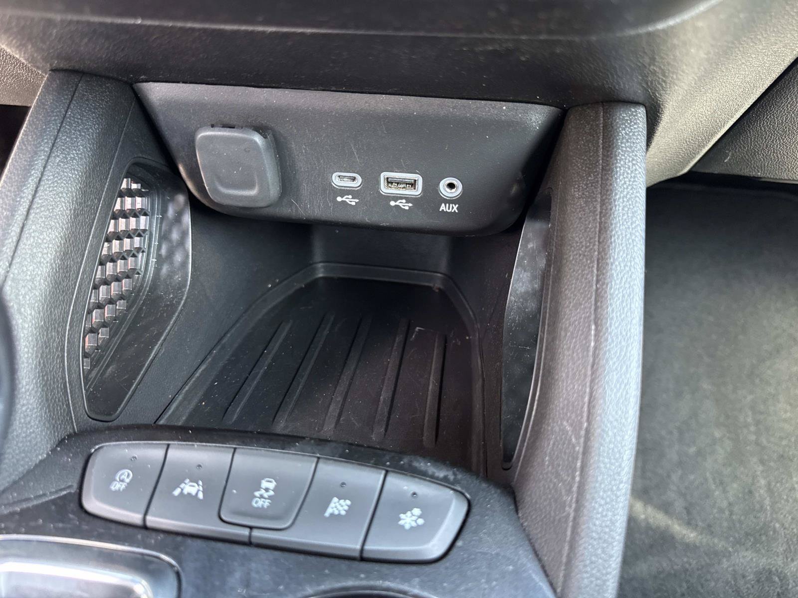 Used 2021 Chevrolet TrailBlazer RS w/ Convenience Package FWD image 26