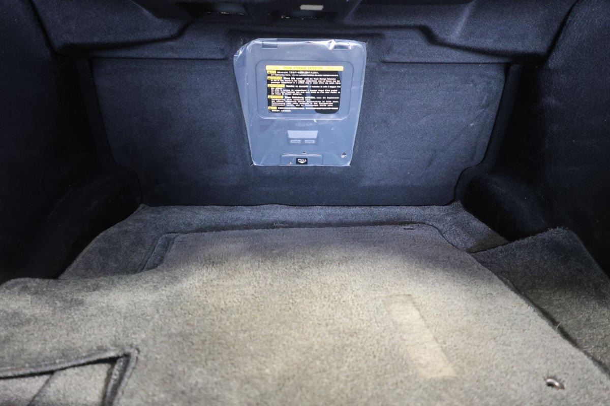 Used 2010 Lexus LS 460 RWD image 17