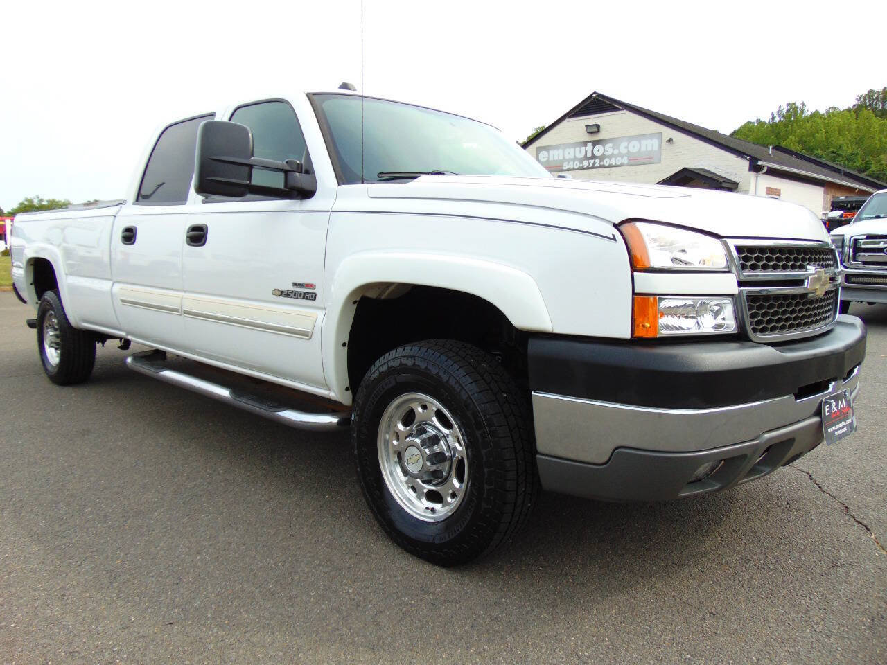 Used 2005 Chevrolet Silverado 2500 LS w/ Heavy-Duty Power Package RWD image 71