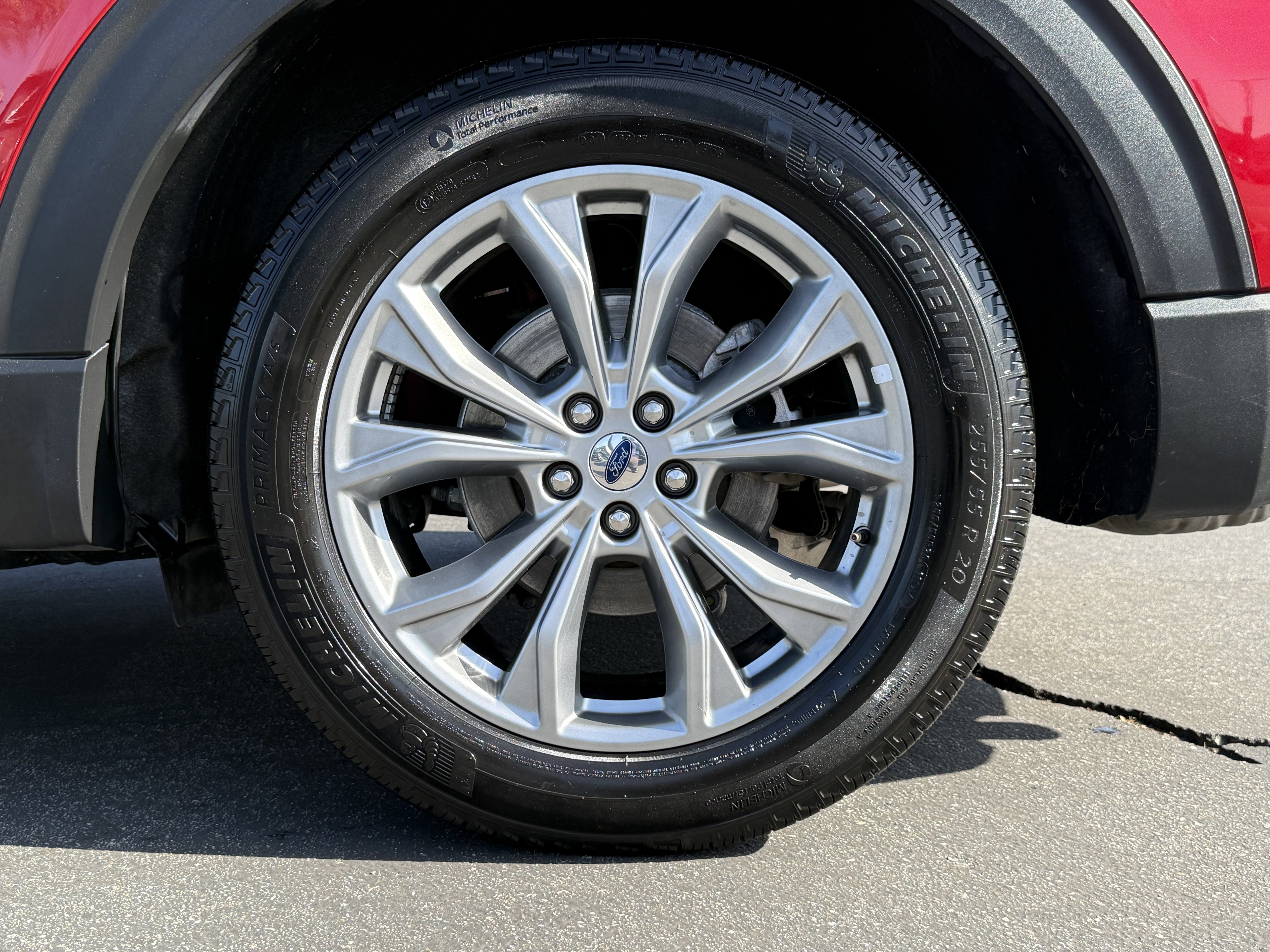 Used 2024 Ford Explorer Limited RWD image 12