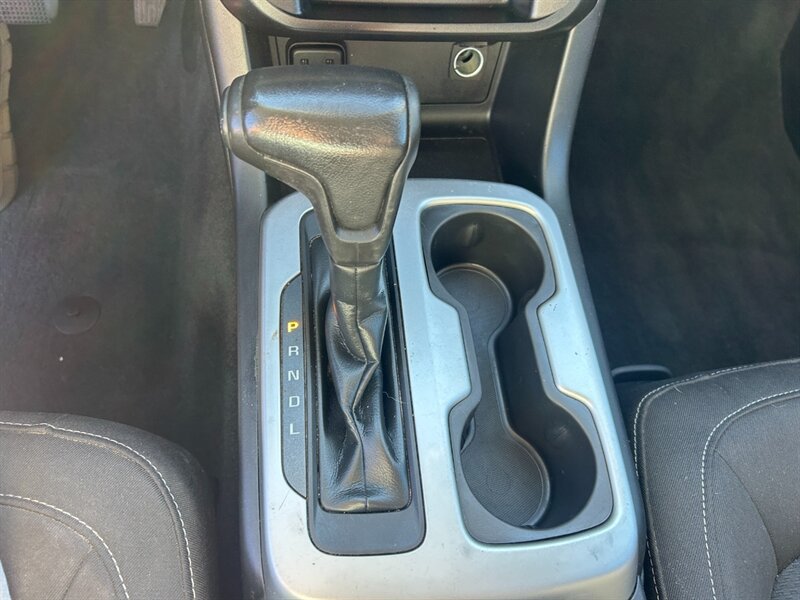 Used 2020 Chevrolet Colorado LT w/ LT Convenience Package AWD/4WD image 15