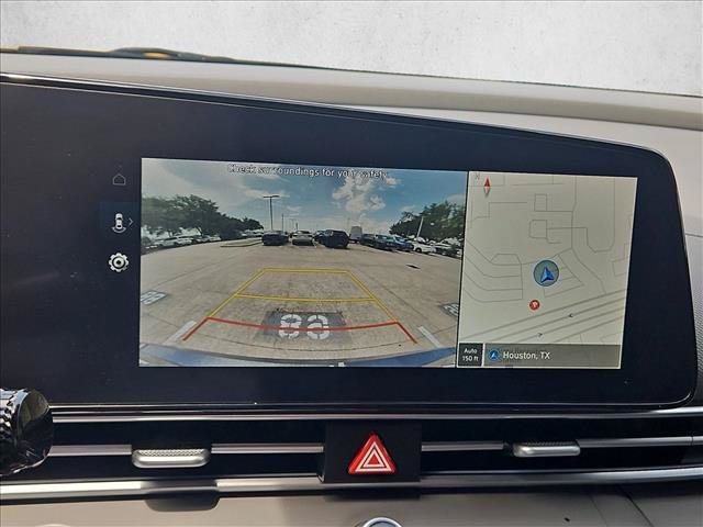 Used 2024 Hyundai Elantra SEL FWD image 11