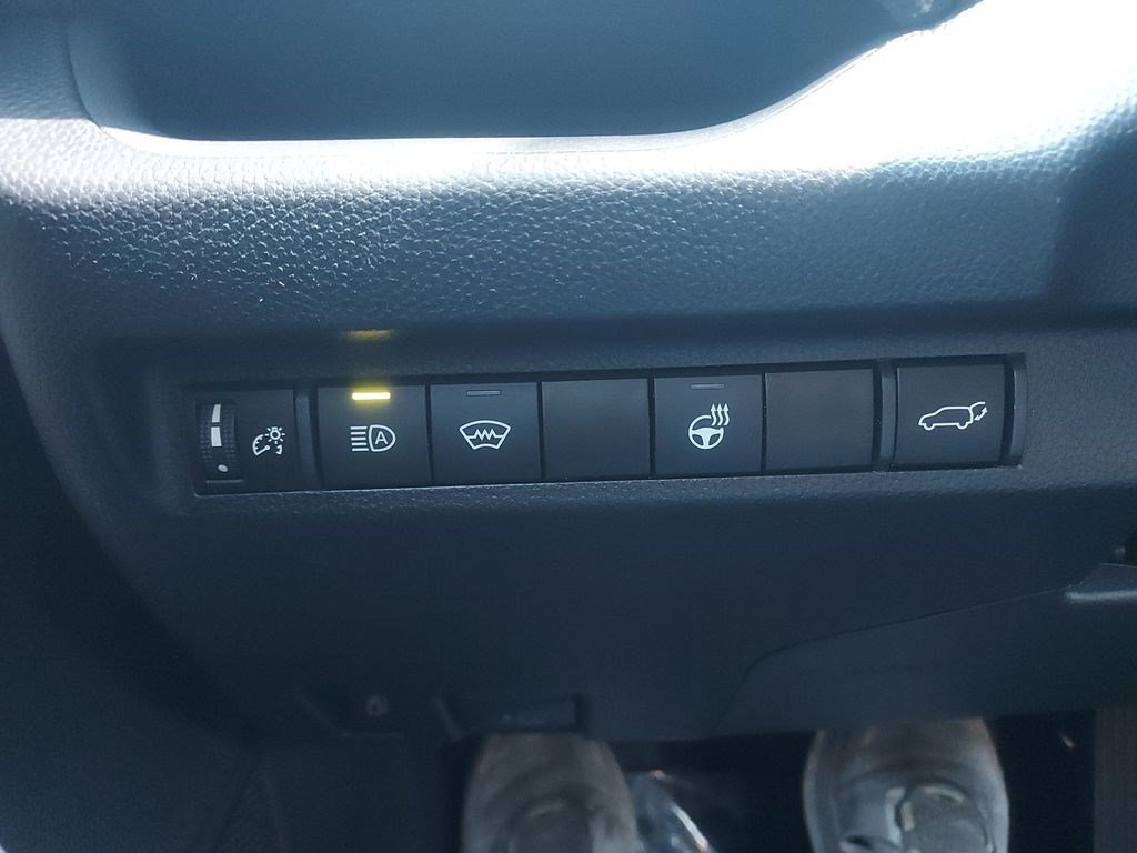 Used 2024 Toyota RAV4 XLE Premium w/ Weather Package AWD/4WD image 21