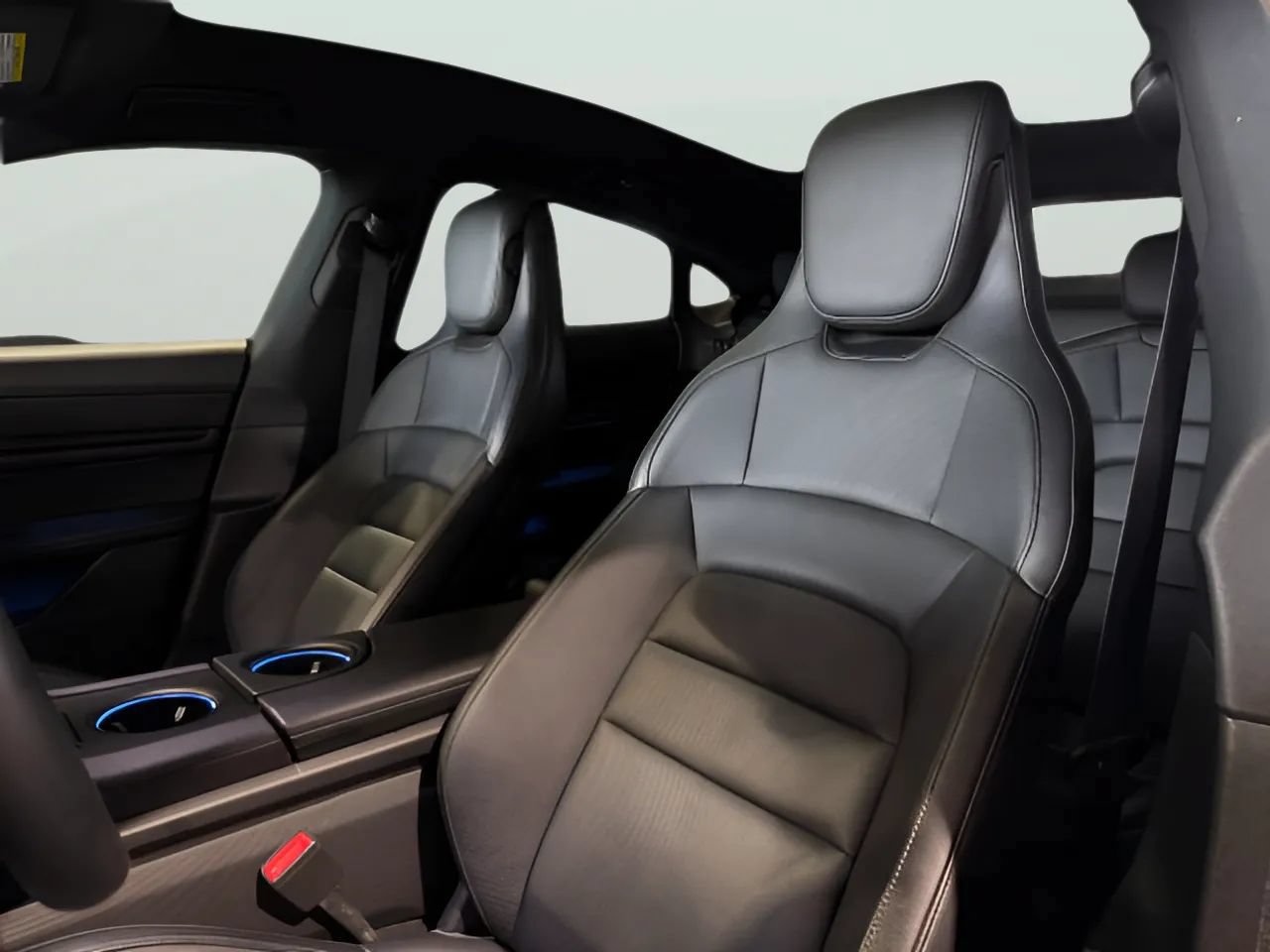 Used 2022 Porsche Taycan RWD image 12