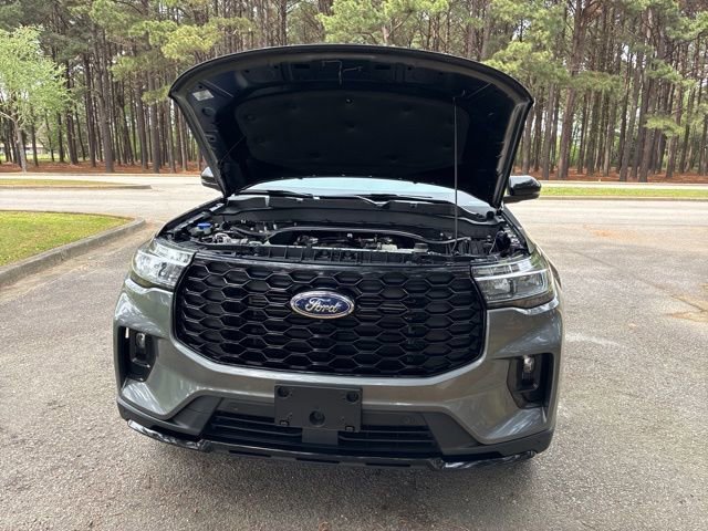Used 2025 Ford Explorer ST-Line AWD/4WD image 20