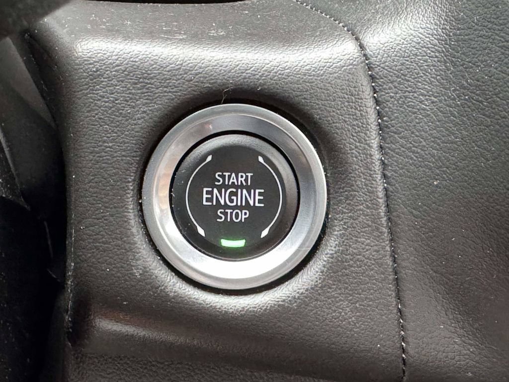 Used 2024 Chevrolet Tahoe High Country w/ Premium Package AWD/4WD image 9