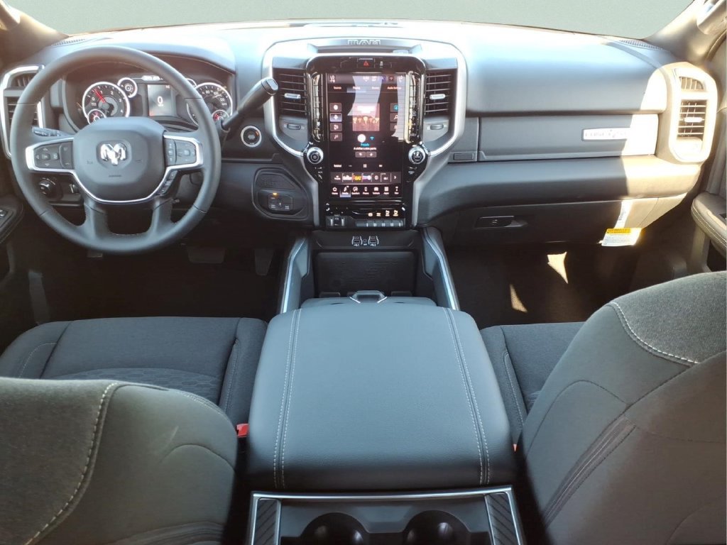 New 2027 RAM 3500 Big Horn AWD/4WD image 11