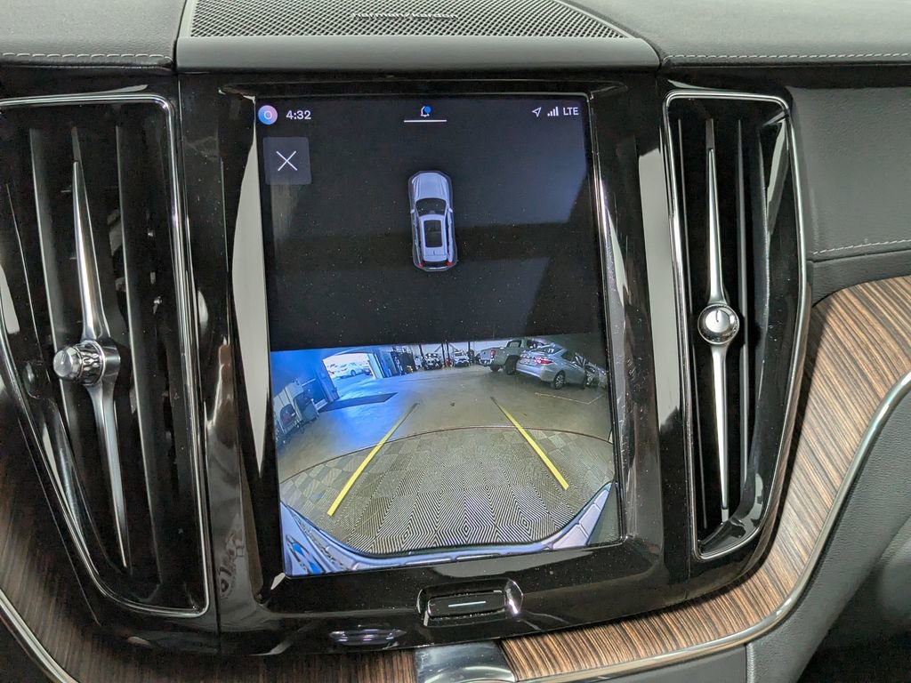 Used 2023 Volvo XC60 B5 Ultimate w/ Climate Package image 24