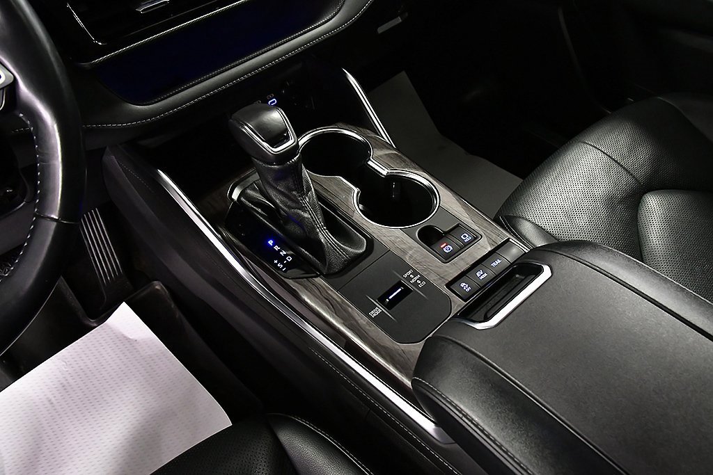 Used 2022 Toyota Highlander Platinum image 23