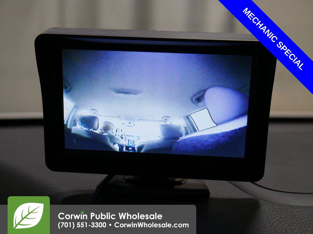 Used 2013 Hyundai Santa Fe GLS w/ Popular Equipment Pkg image 16