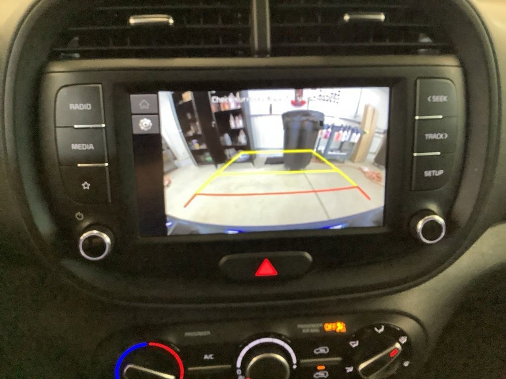 Certified 2025 Kia Soul LX w/ LX Technology Package FWD image 12