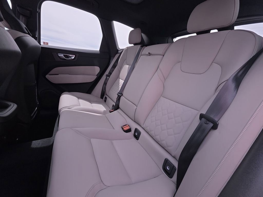New 2026 Volvo XC60 B5 Core w/ Climate Package image 14