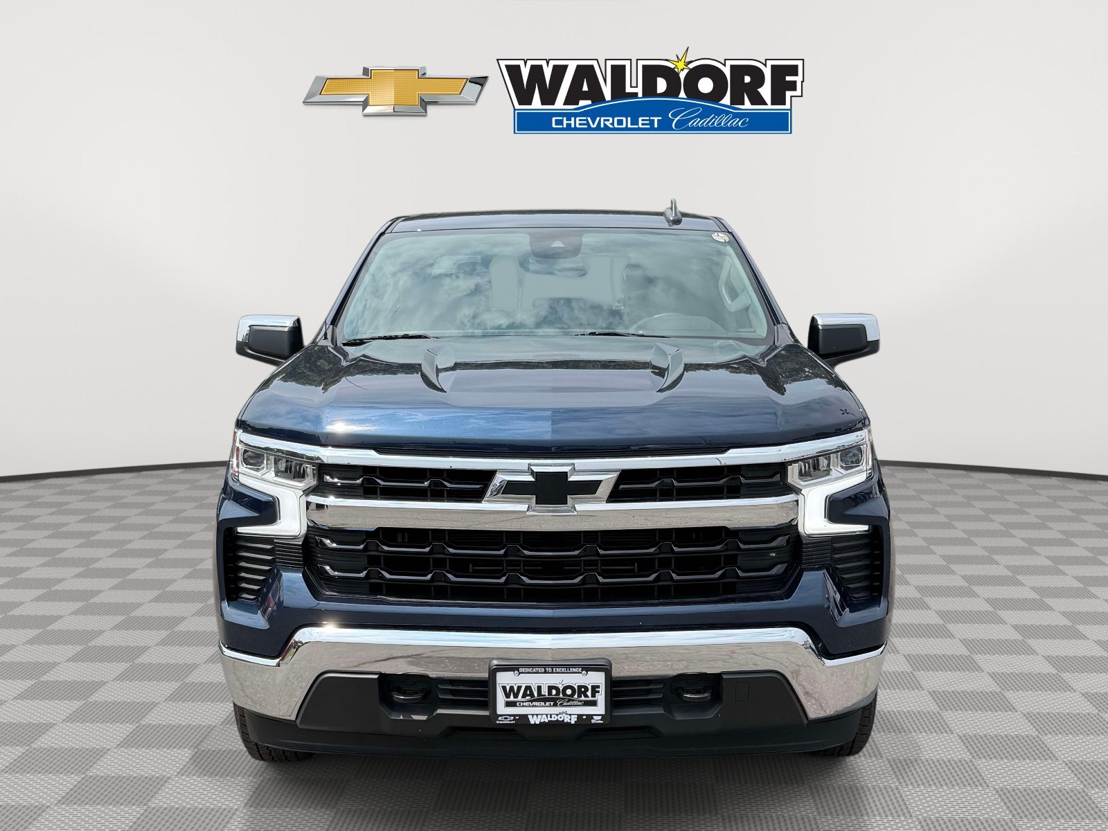 Used 2023 Chevrolet Silverado 1500 LT AWD/4WD image 6
