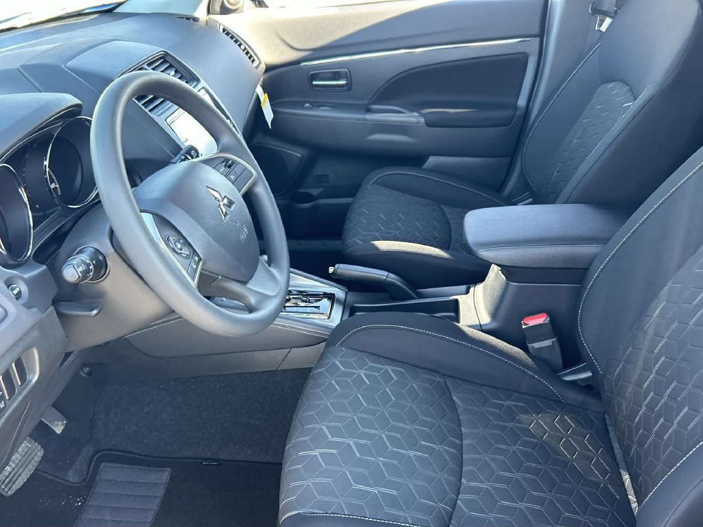 New 2027 Mitsubishi Outlander Sport FWD image 13