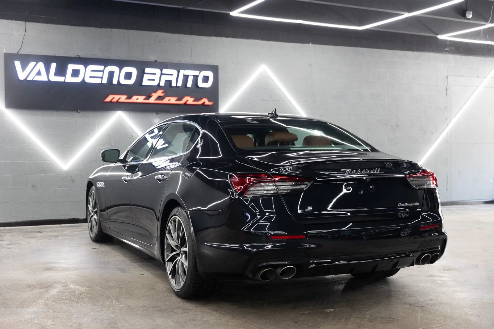 Used 2021 Maserati Quattroporte S RWD image 20