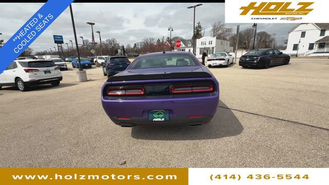 Used 2023 Dodge Challenger R/T w/ Plus Package image 8