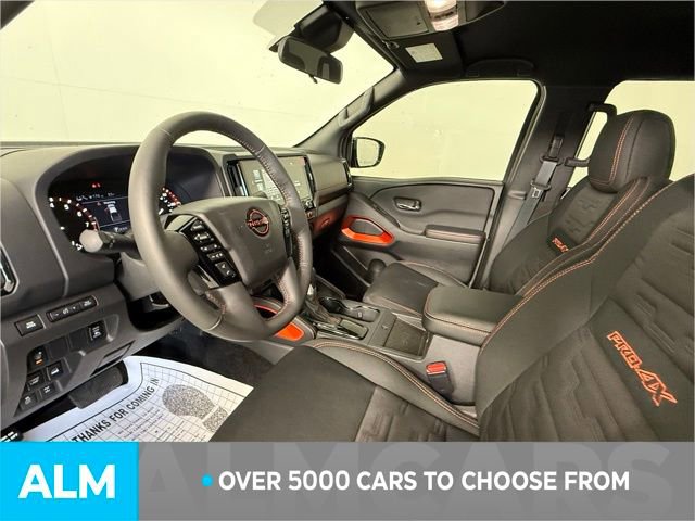 Used 2025 Nissan Frontier PRO-4X w/ Pro Convenience Package image 6