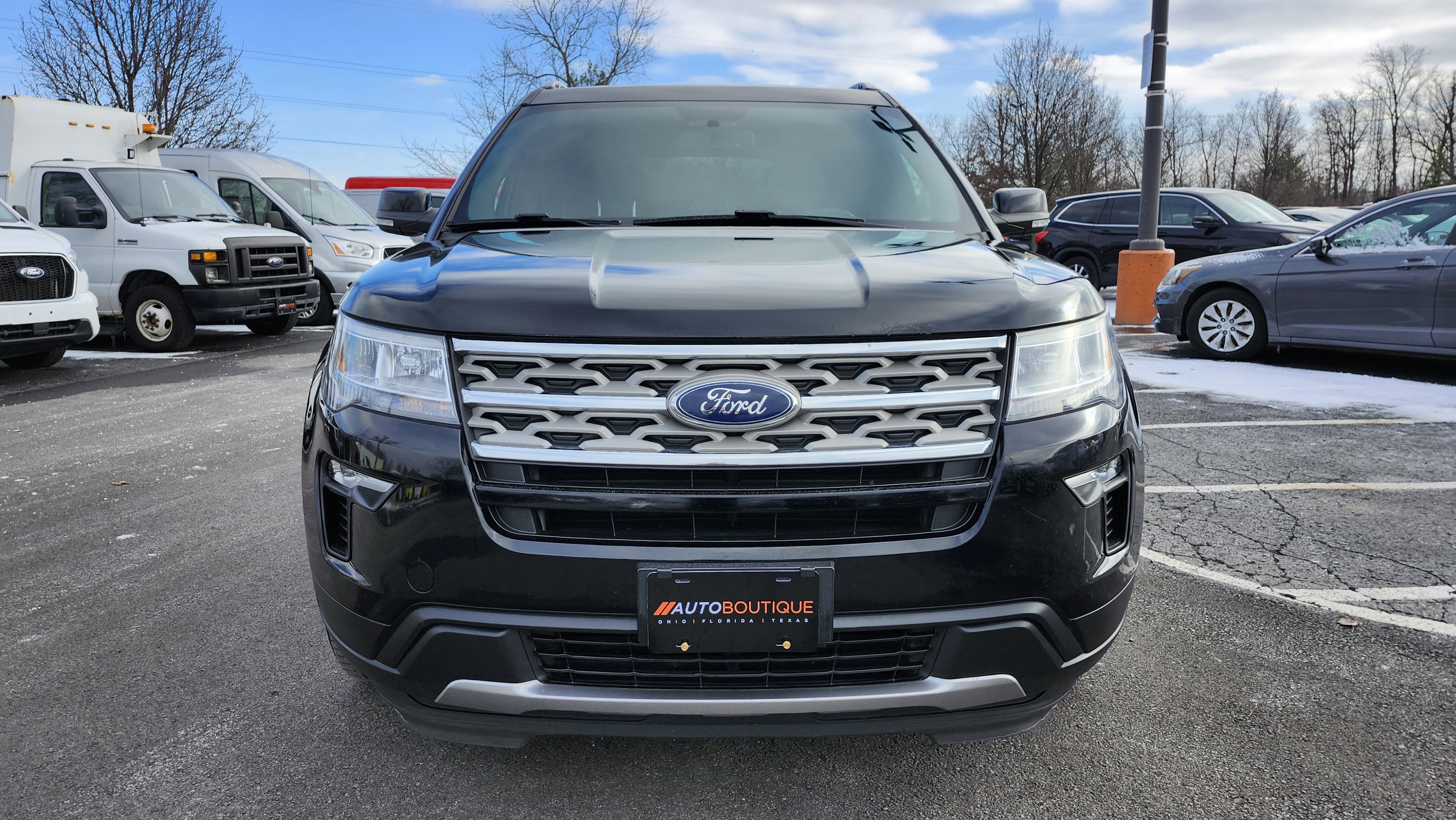 Used 2018 Ford Explorer XLT w/ Equipment Group 201A image 11