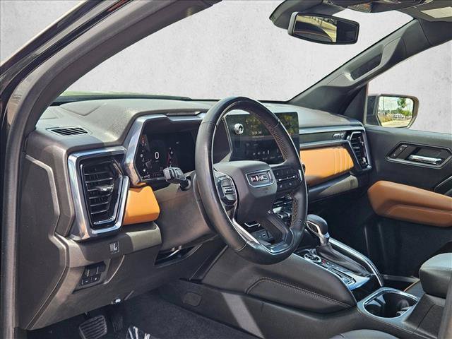 Used 2023 GMC Canyon AT4 w/ AT4 Premium Package AWD/4WD image 10