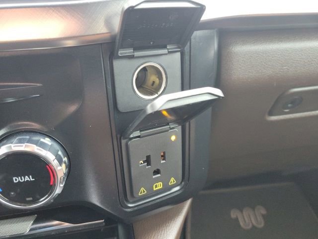 Used 2024 Ford F350 King Ranch image 13