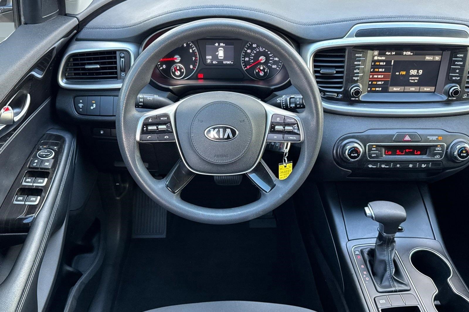 Used 2019 Kia Sorento FWD V6 image 26