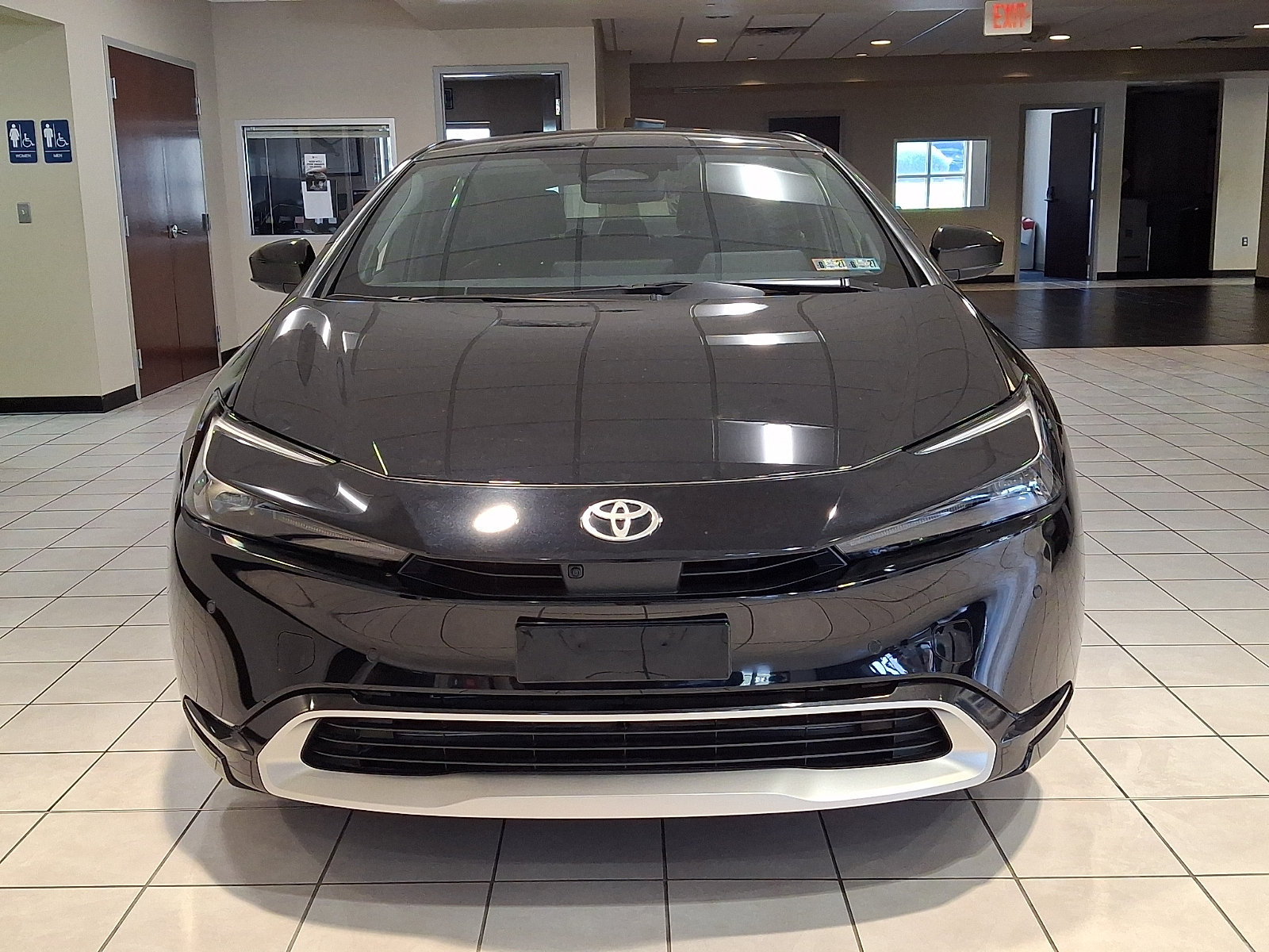 New 2024 Toyota Prius Prime Premium FWD image 2