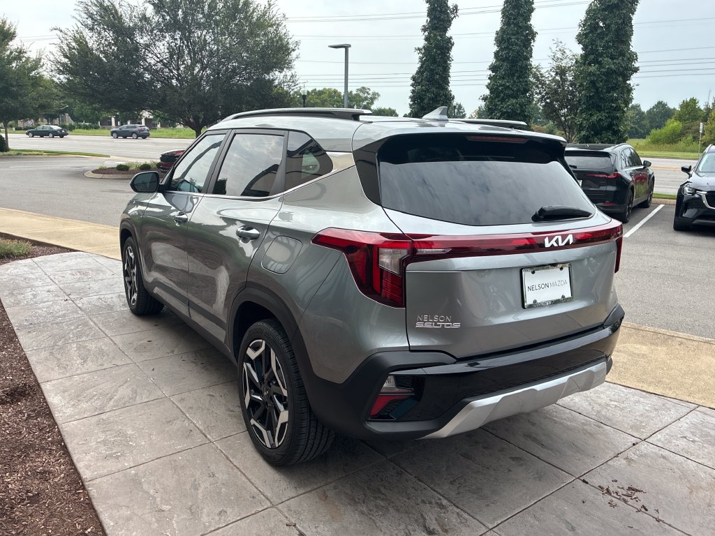 Used 2024 Kia Seltos SX AWD/4WD image 7