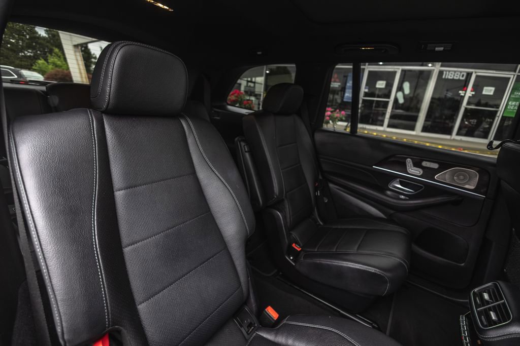 Used 2021 Mercedes-Benz GLS 450 4MATIC image 33