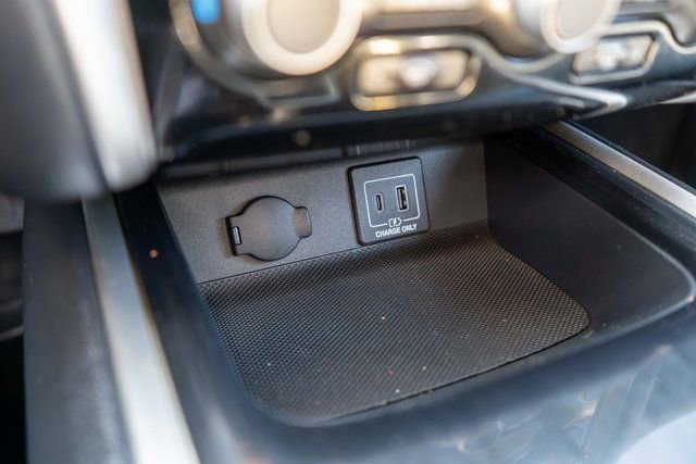 Used 2019 Nissan Pathfinder S AWD/4WD image 33