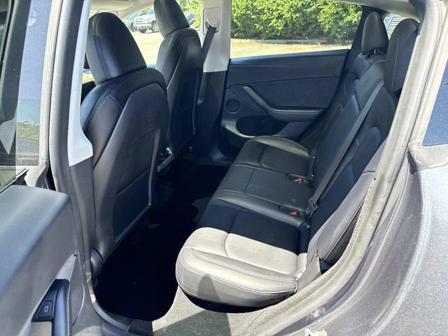 Used 2023 Tesla Model Y 2WD image 17