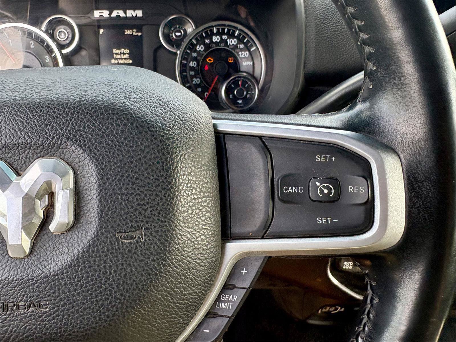 Used 2024 RAM 2500 Big Horn AWD/4WD image 20