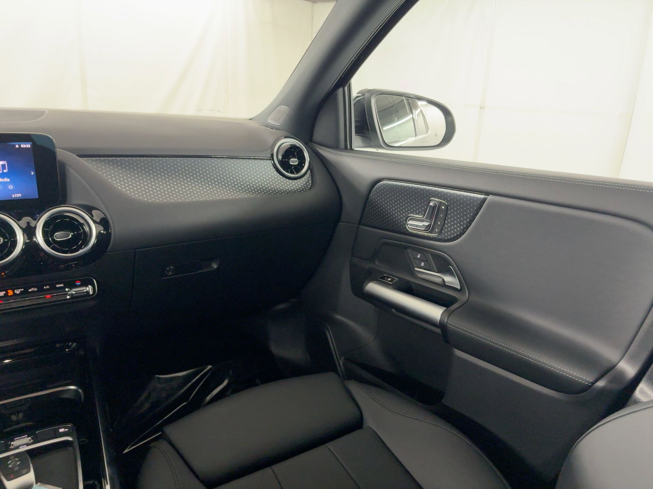 Certified 2025 Mercedes-Benz GLA 250 image 29