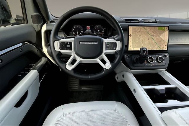 Used 2026 Land Rover Defender 110 S image 8