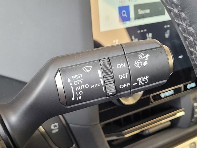 Used 2024 Lexus GX 550 image 31