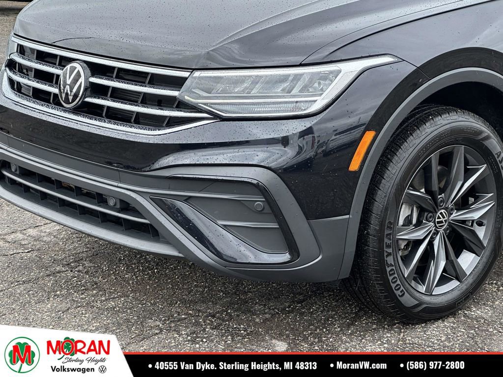 Used 2023 Volkswagen Tiguan SE AWD/4WD image 8
