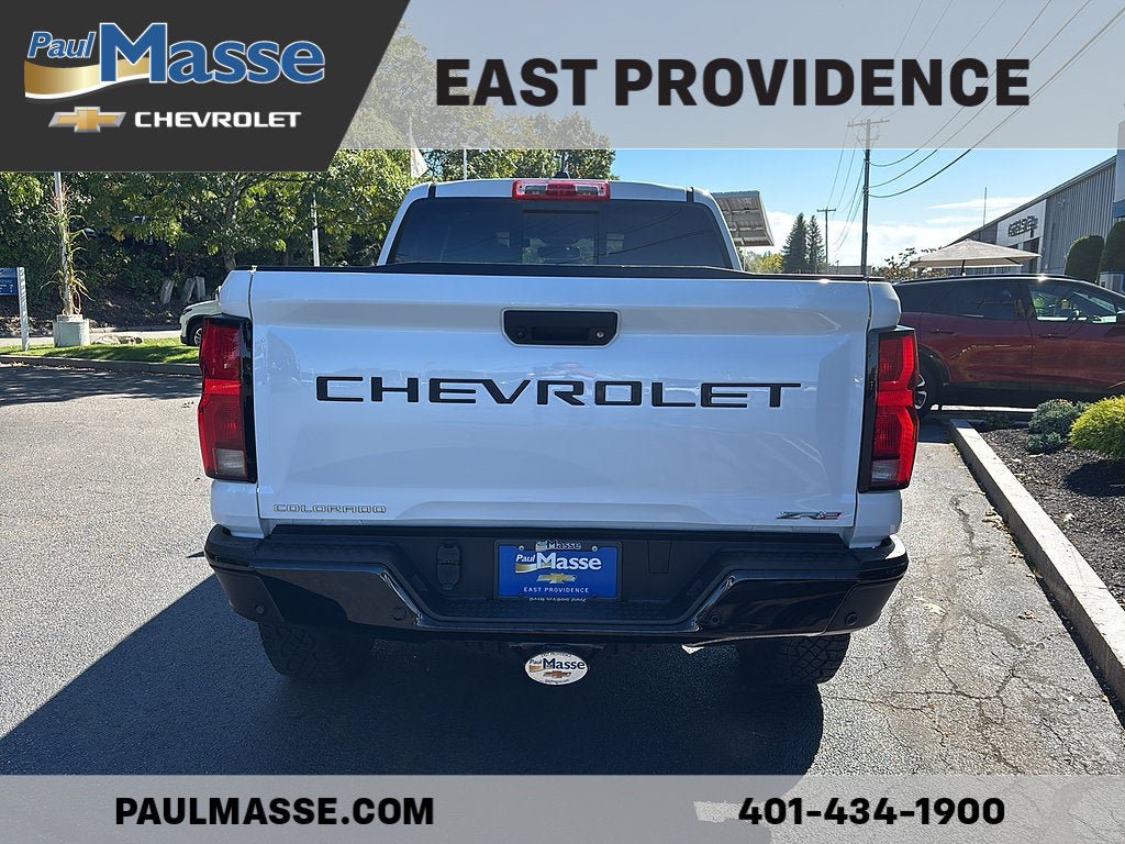 Used 2024 Chevrolet Colorado ZR2 w/ Safety Package AWD/4WD image 7
