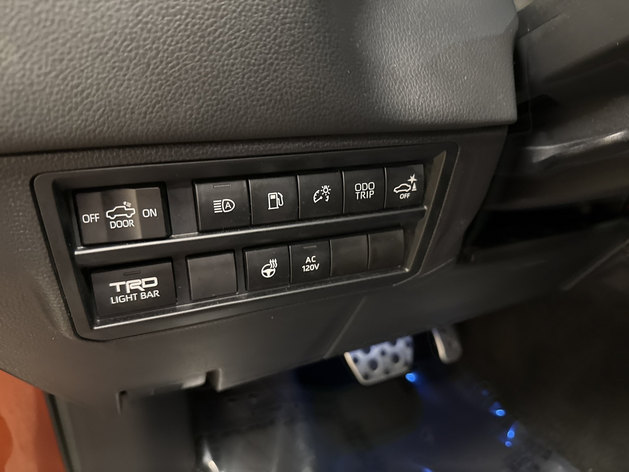 Used 2024 Toyota Tundra TRD Pro AWD/4WD image 32