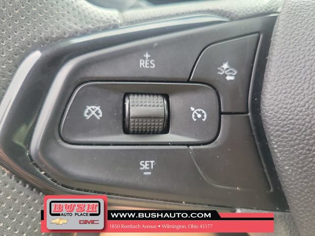 Used 2025 Chevrolet Trax LT FWD image 18
