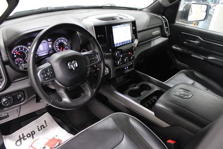 Used 2024 RAM 1500 Laramie AWD/4WD image 45