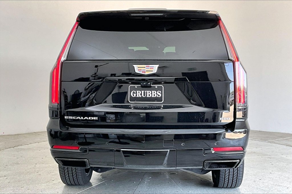 Used 2026 Cadillac Escalade Platinum Sport w/ LPO, Floor Liner Package AWD/4WD image 5