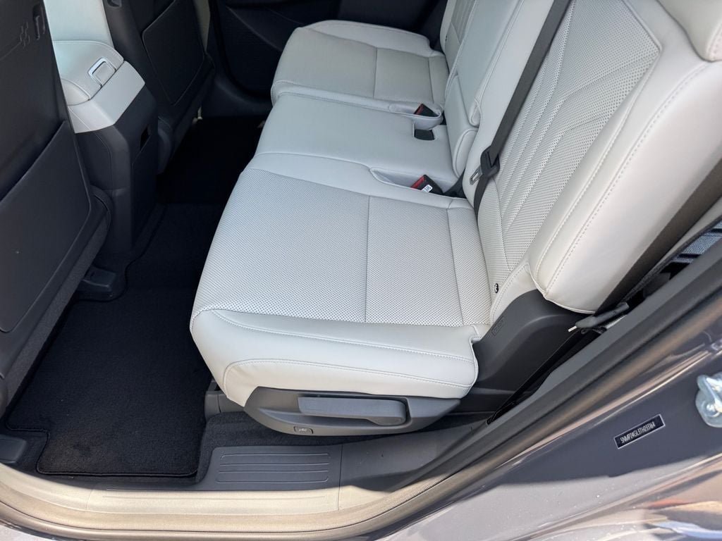 New 2026 Hyundai Santa Fe SEL FWD image 12