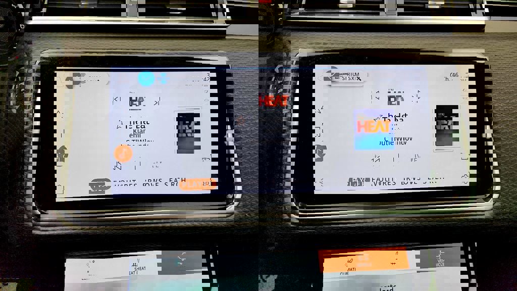 Used 2021 Land Rover Range Rover Velar S image 19